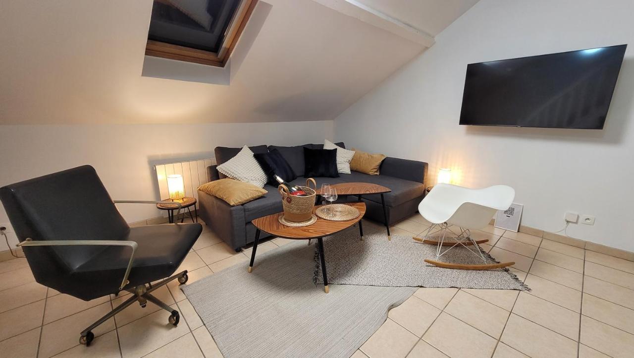 Urbain - La Bulle De Champagne - Parking Apartment